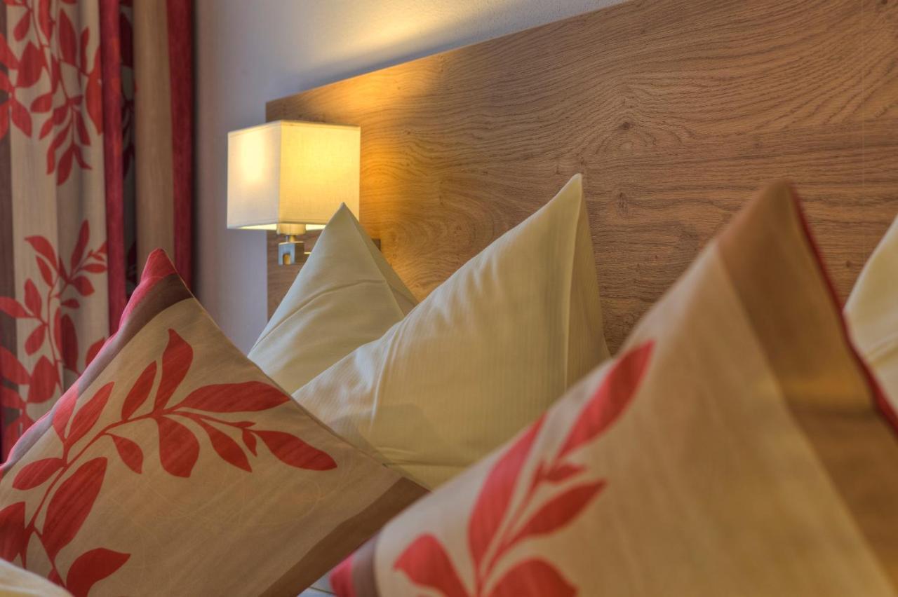 Stroebinger Hof - Therme Wellness Resort Bad Endorf Buitenkant foto