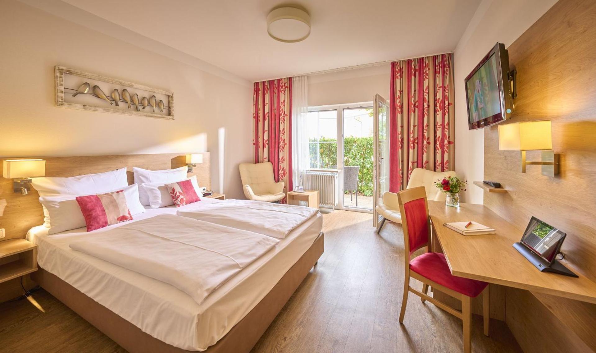 Stroebinger Hof - Therme Wellness Resort Bad Endorf Buitenkant foto