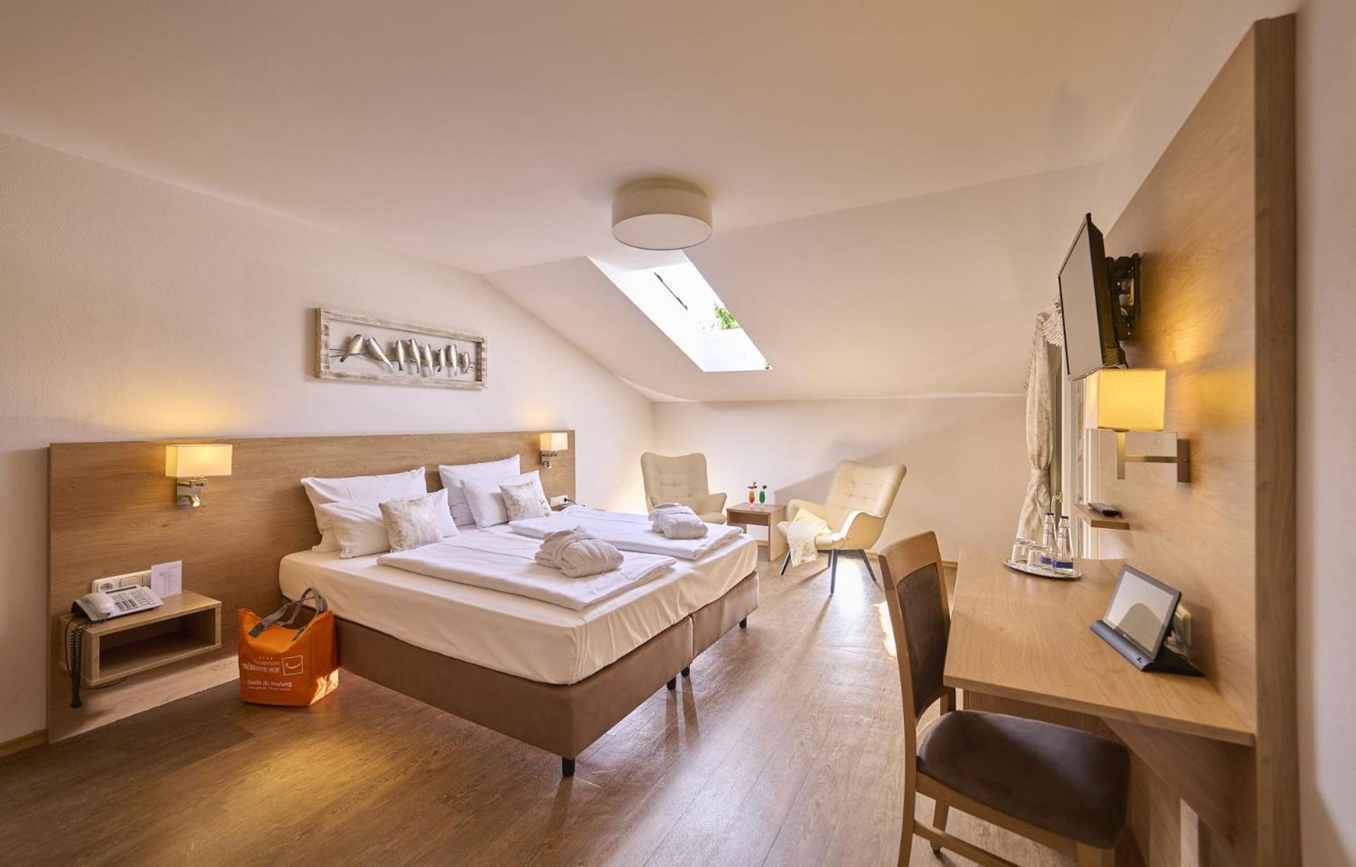 Stroebinger Hof - Therme Wellness Resort Bad Endorf Buitenkant foto