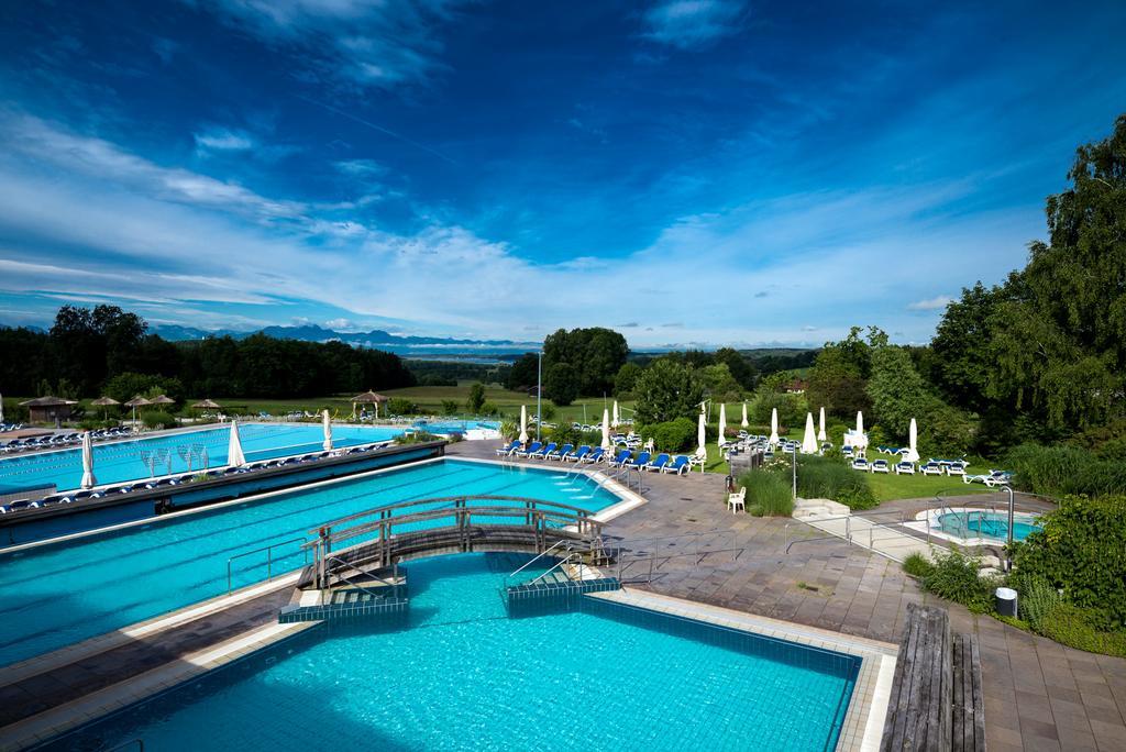 Stroebinger Hof - Therme Wellness Resort Bad Endorf Buitenkant foto