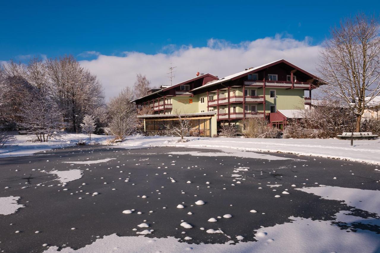Stroebinger Hof - Therme Wellness Resort Bad Endorf Buitenkant foto
